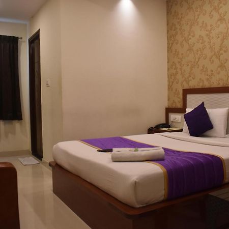 Hotel Ur Comforts Jayanagar Bangalore Dış mekan fotoğraf