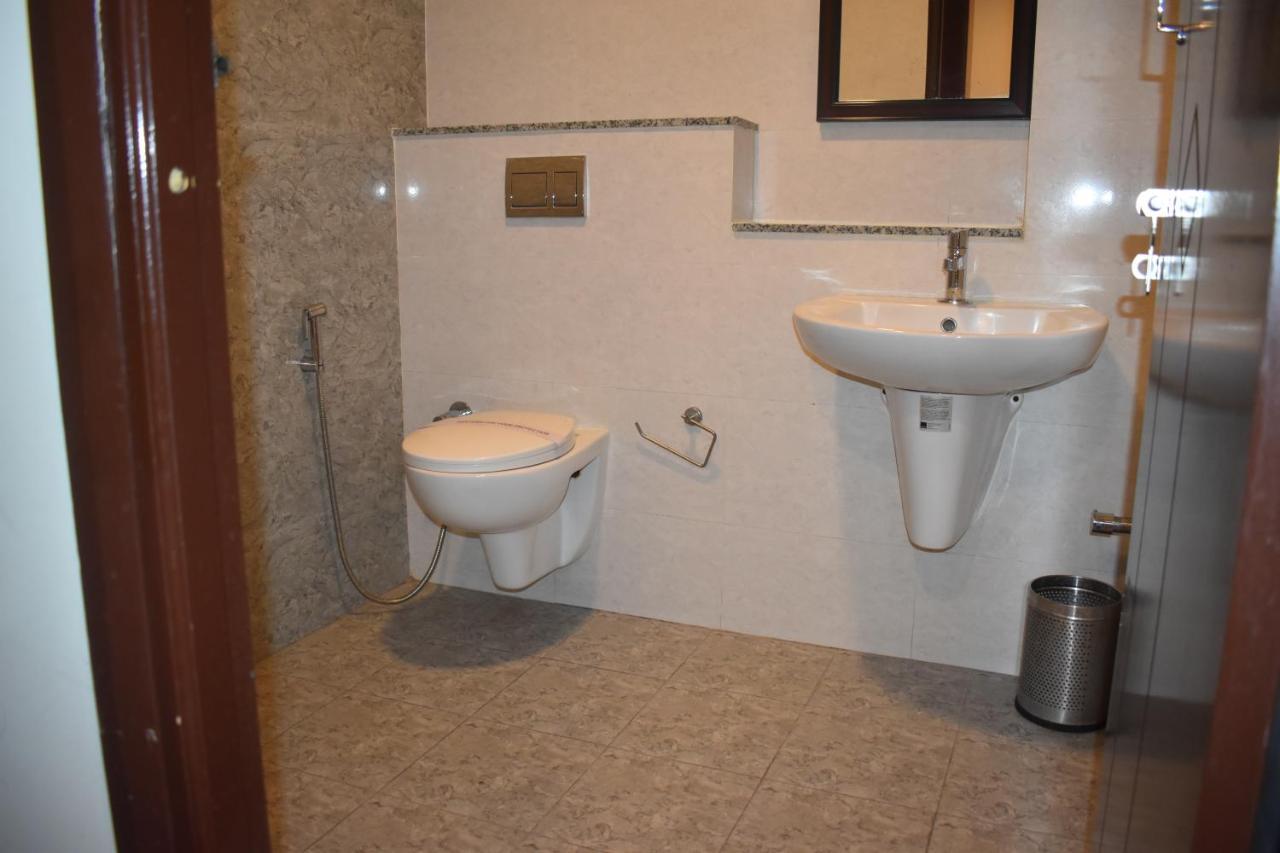 Hotel Ur Comforts Jayanagar Bangalore Dış mekan fotoğraf