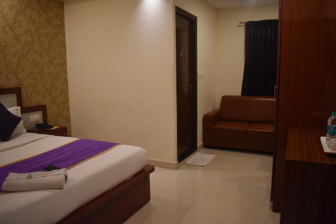 Hotel Ur Comforts Jayanagar Bangalore Dış mekan fotoğraf