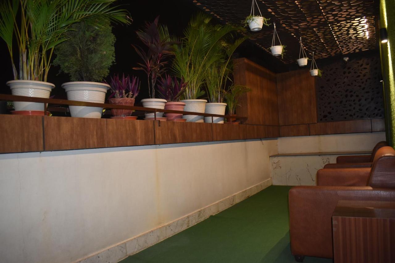 Hotel Ur Comforts Jayanagar Bangalore Dış mekan fotoğraf