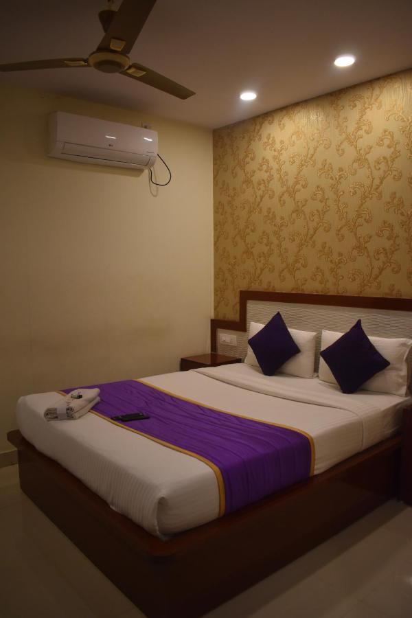 Hotel Ur Comforts Jayanagar Bangalore Dış mekan fotoğraf
