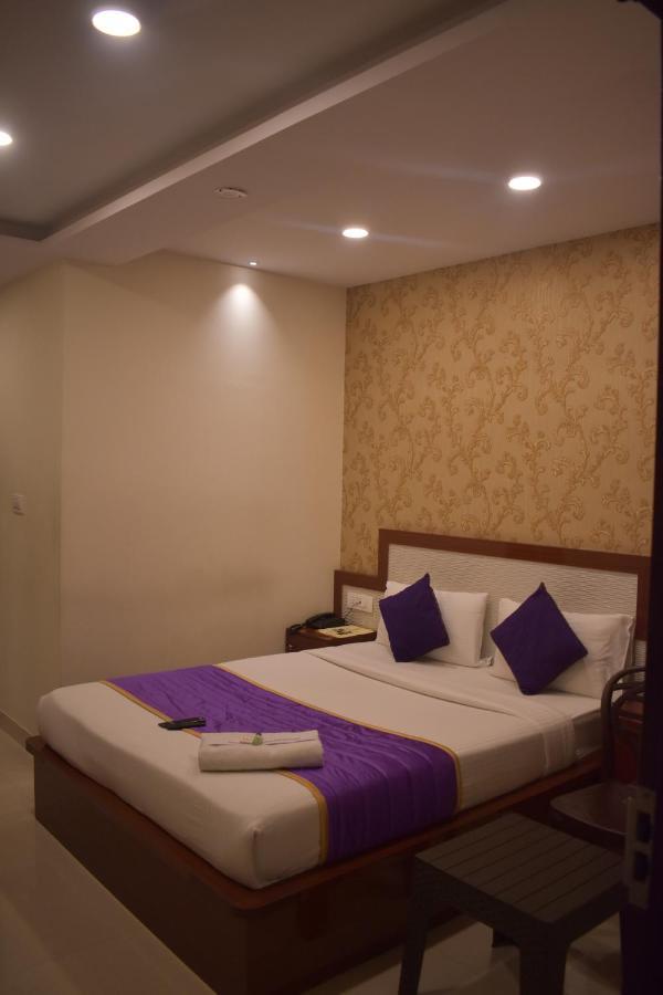 Hotel Ur Comforts Jayanagar Bangalore Dış mekan fotoğraf