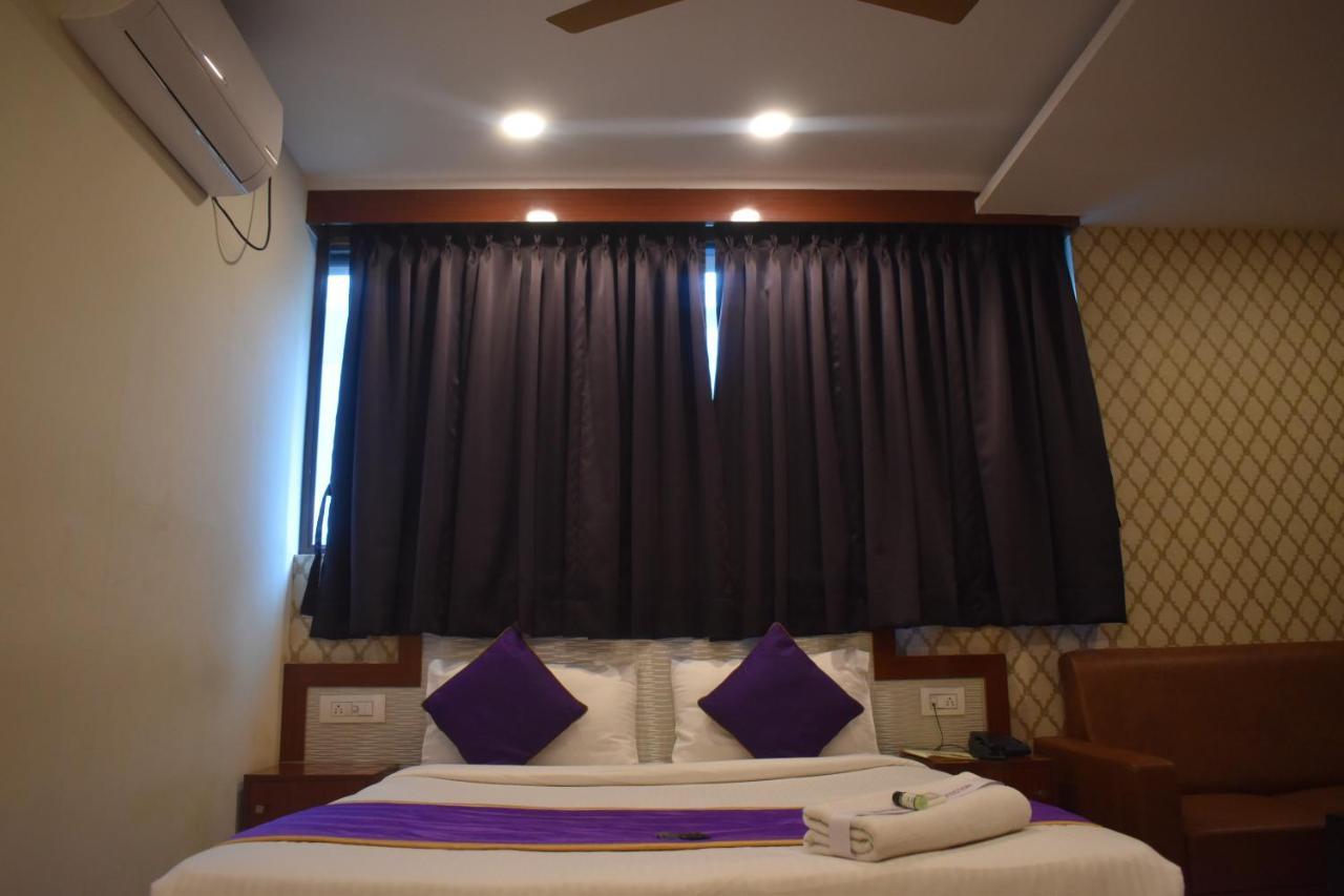 Hotel Ur Comforts Jayanagar Bangalore Dış mekan fotoğraf