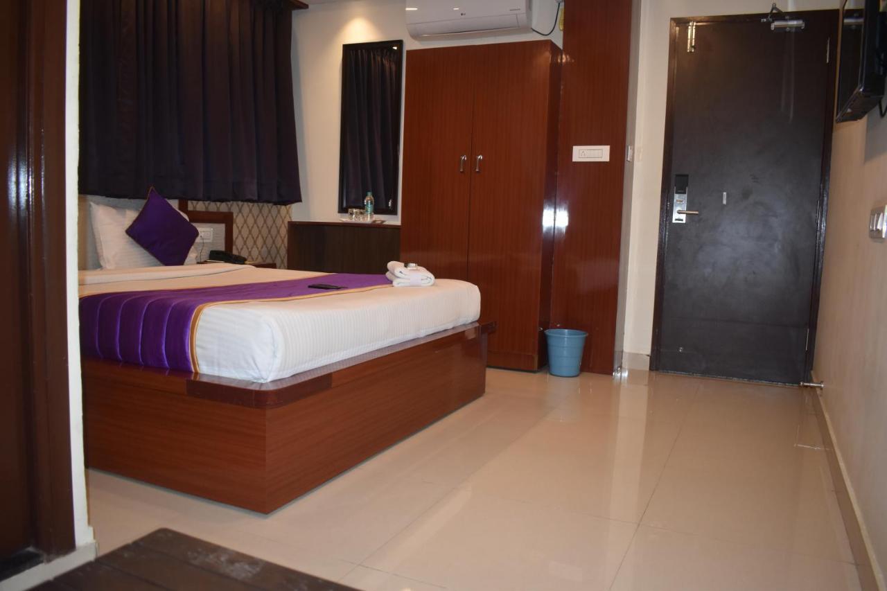Hotel Ur Comforts Jayanagar Bangalore Dış mekan fotoğraf