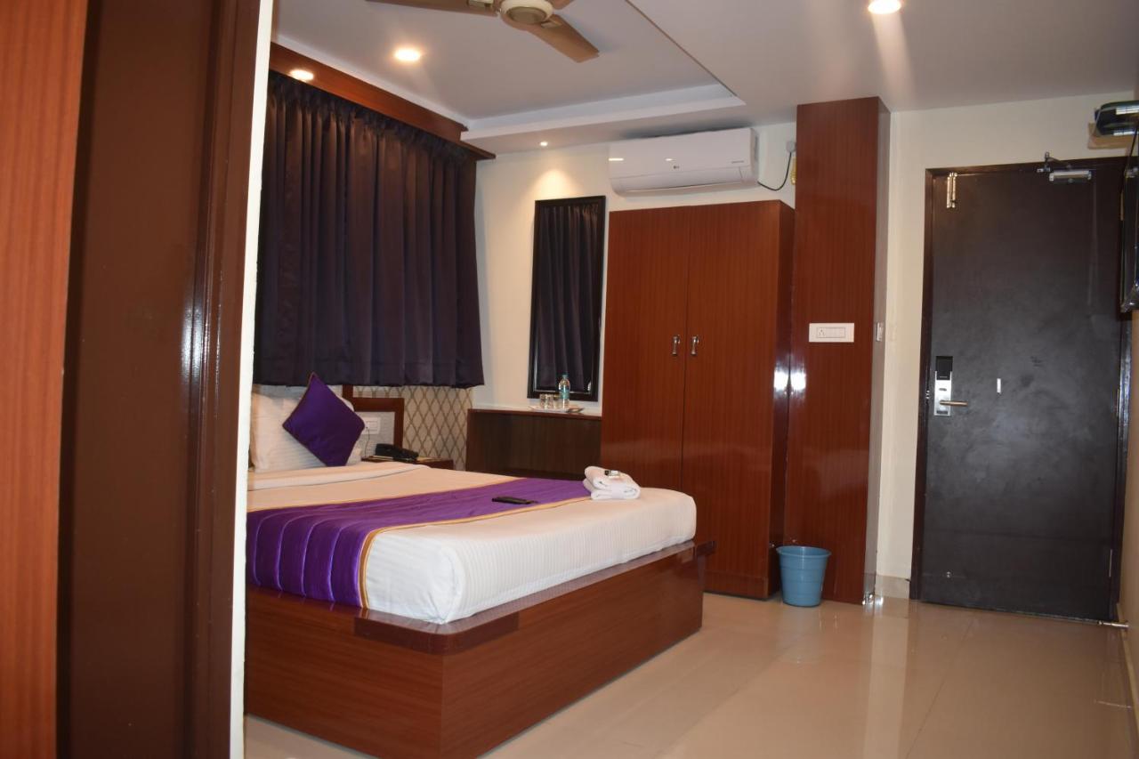 Hotel Ur Comforts Jayanagar Bangalore Dış mekan fotoğraf